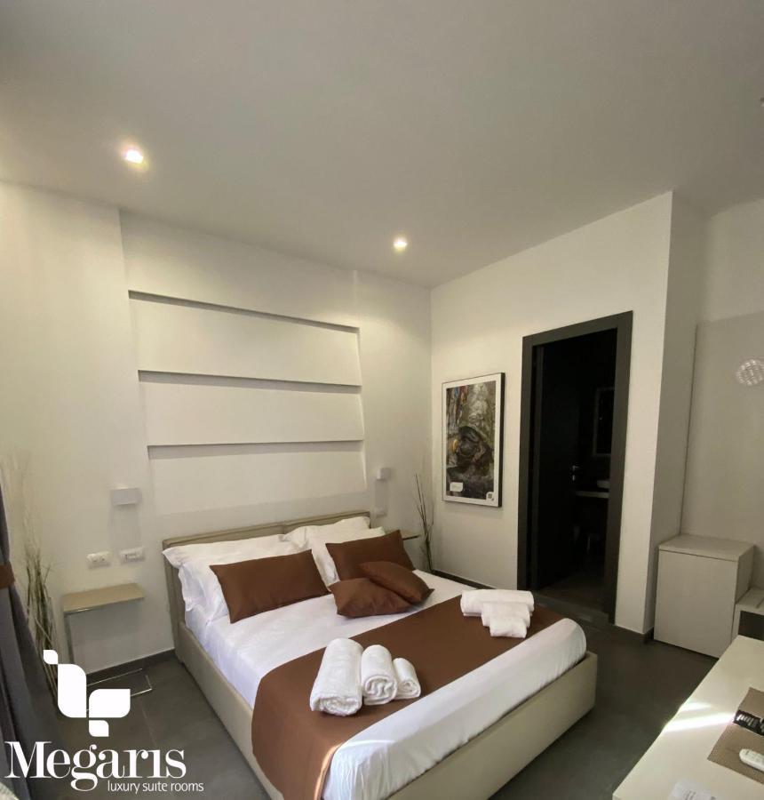 Megaris Luxury Suite Rooms Neapel Exteriör bild